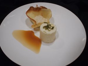 Limoenbavarois met tonkabonenijs